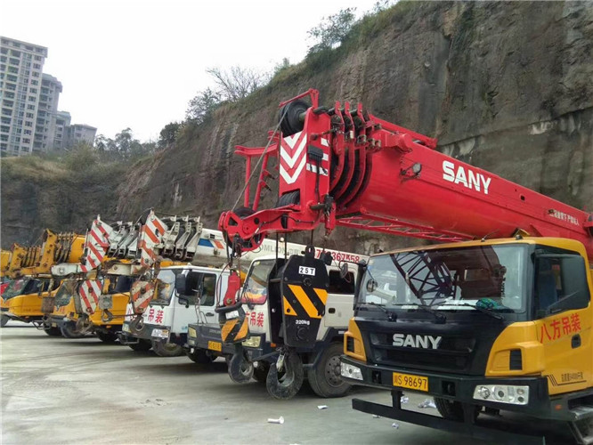 城北区吊车出租按什么计费？台班费、单次费、里程费怎么算？